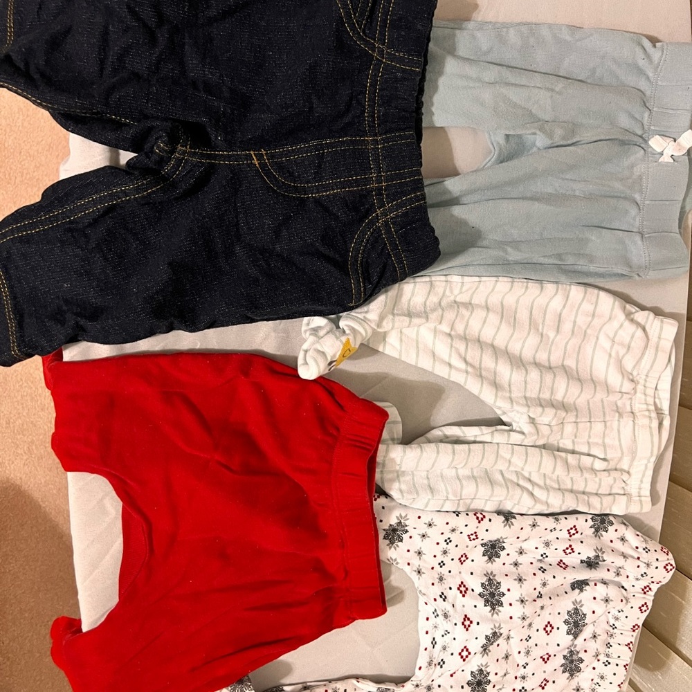 Bundle deal: cotton, soft and cozy footsies. Light wear and in good condition.
